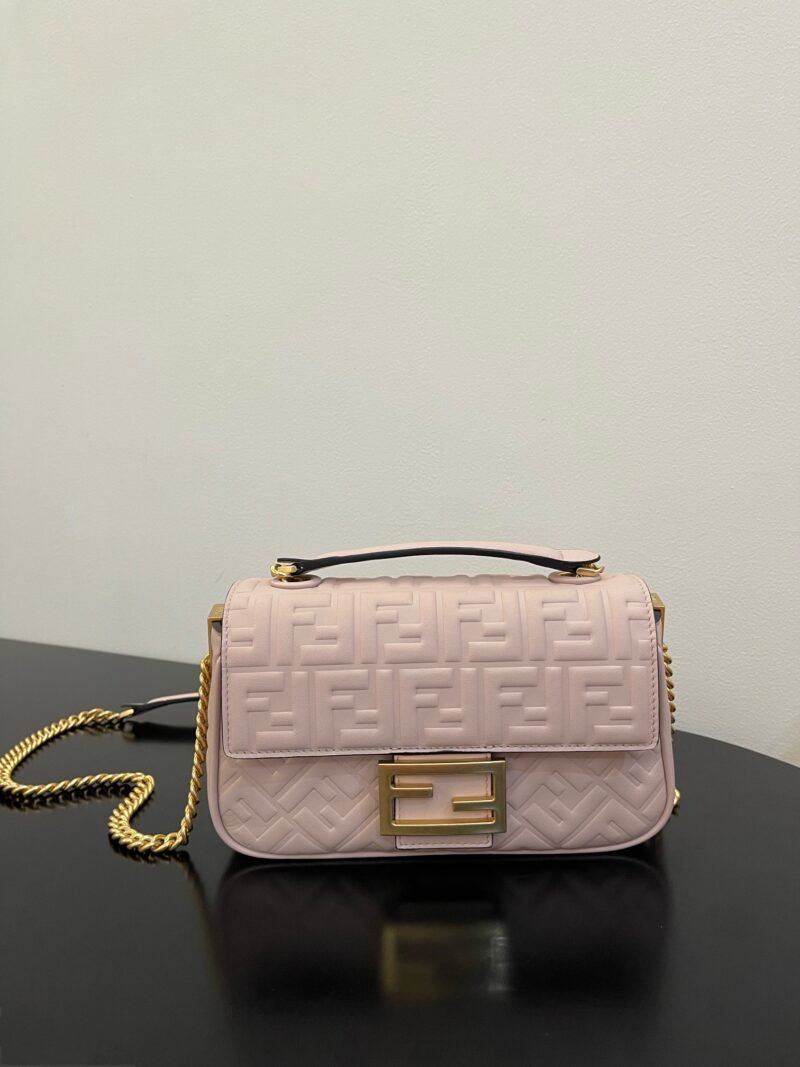 FendI Baguette Bag-24x14x7CM