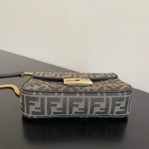 FendI Baguette Bag-24x14x7CM