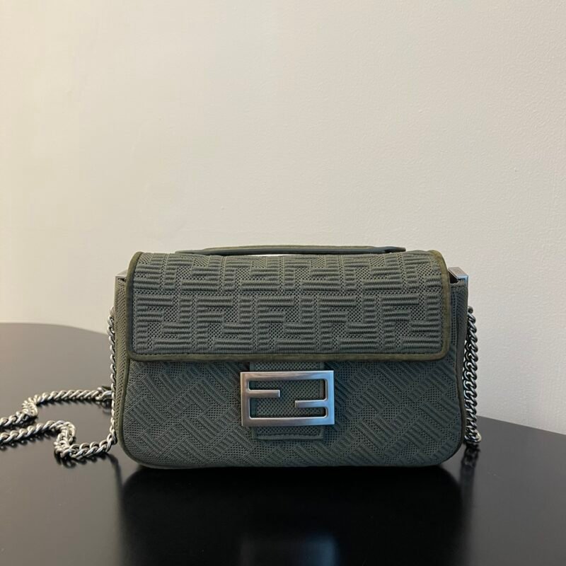 FendI Medium Lconic Baguette Bag-24x7x14.5CM