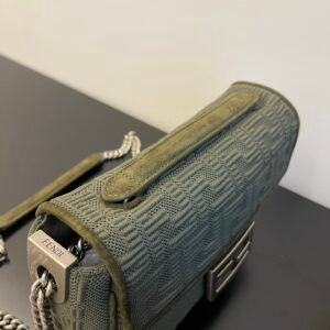 FendI Medium Lconic Baguette Bag-24x7x14.5CM