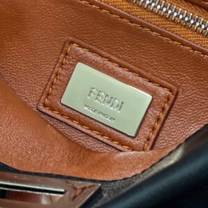 Fendi PeekabooTote-24CM