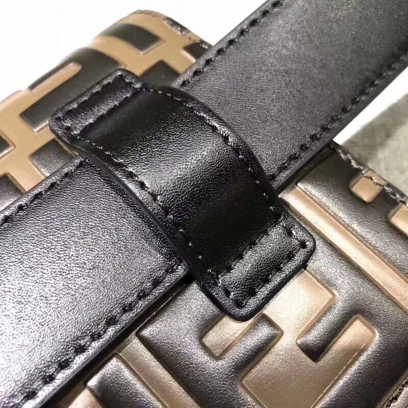 fqw-94264ewrewrwe_2_.jpg Fendi PeekabooTote-18*10*4CM