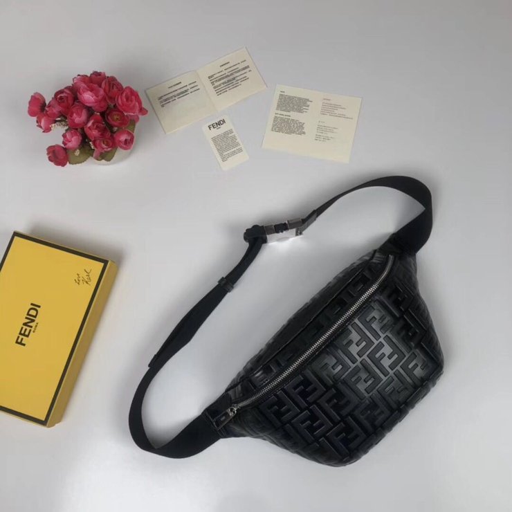 Fendi Waist Bag-18*20*7CM