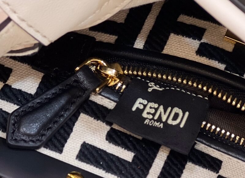 Fendi PeekabooTote-24×7×19CM