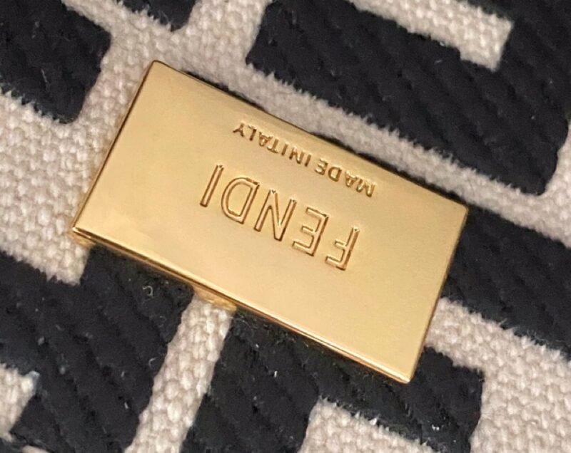 Fendi PeekabooTote-24×7×19CM