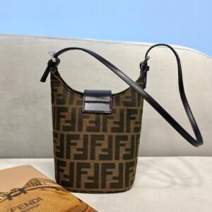 Fendi Vintage Handbags-13×8×19CM