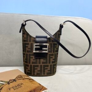 Fendi Vintage Handbags-13×8×19CM