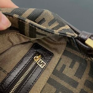 FendI Medium Baguette Bag-26x15x4CM