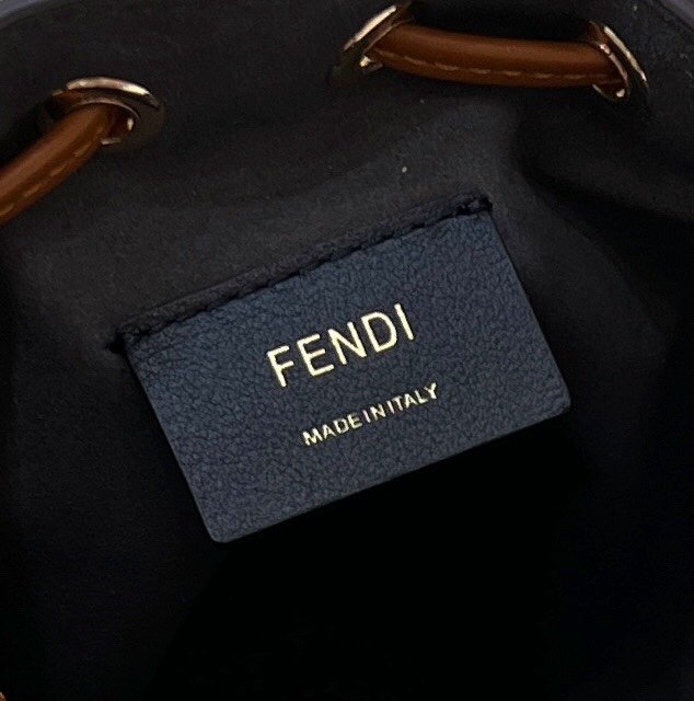 fs-059243rewrewr_1_.jpg Fendi Mini Mon Tresor Bag -12x18x10CM