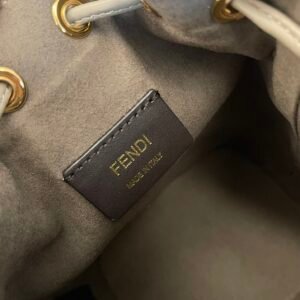 Fendi Mini Mon Tresor Bag -12x18x10CM