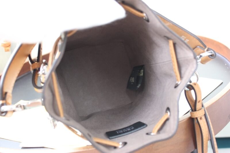 Fendi Mini Mon Tresor Bag -12x18x10CM