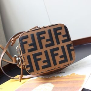 Fendi Mini Mon Tresor Bag -12x18x10CM