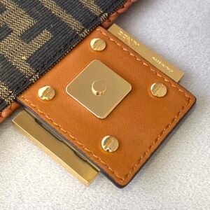 Fendi Medium Baguette Bag-26x15x4CM