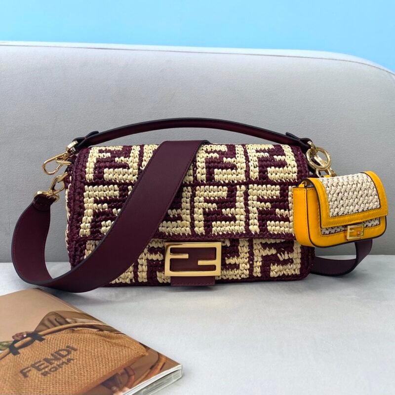 Fendi Medium Baguette Bag-26x15x4CM