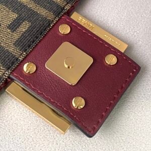 Fendi Medium Baguette Bag-26x15x4CM