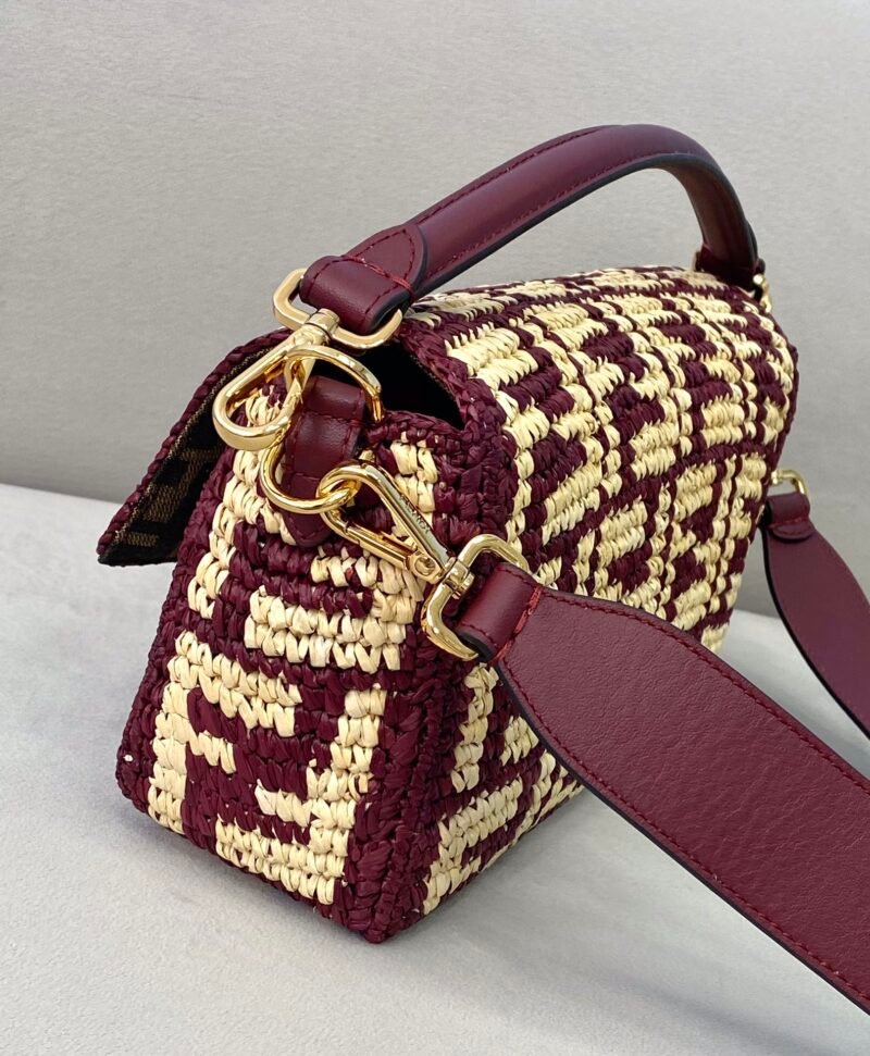 Fendi Medium Baguette Bag-26x15x4CM