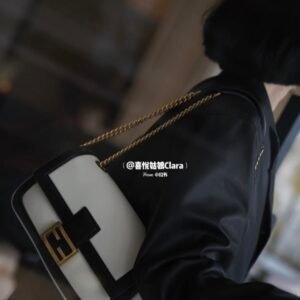 Fendi Medium Baguette Bag-26x15x4CM
