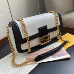 Fendi Medium Baguette Bag-26x15x4CM