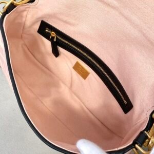 Fendi Medium Baguette Bag-26x15x4CM