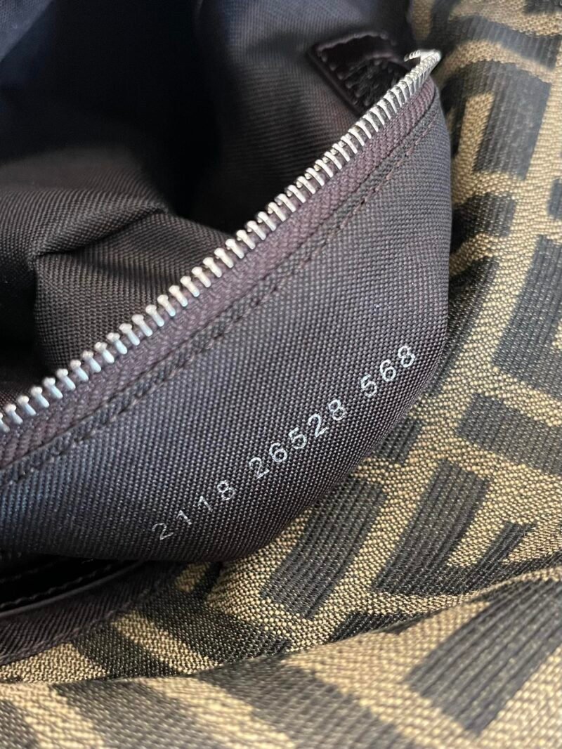 FendI Small Bag-14x10x21CM