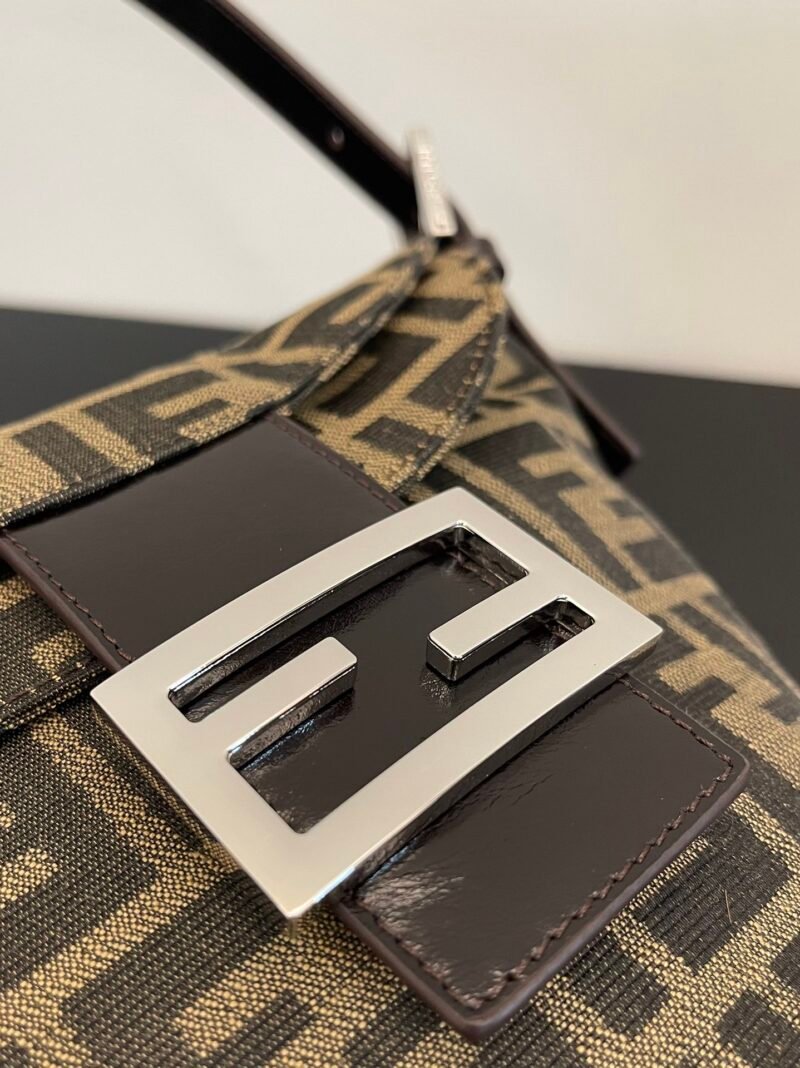 FendI Small Bag-14x10x21CM