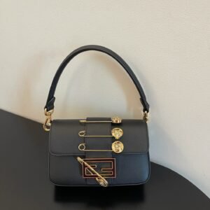 FendI Small Baguette Bag-20x15x9CM