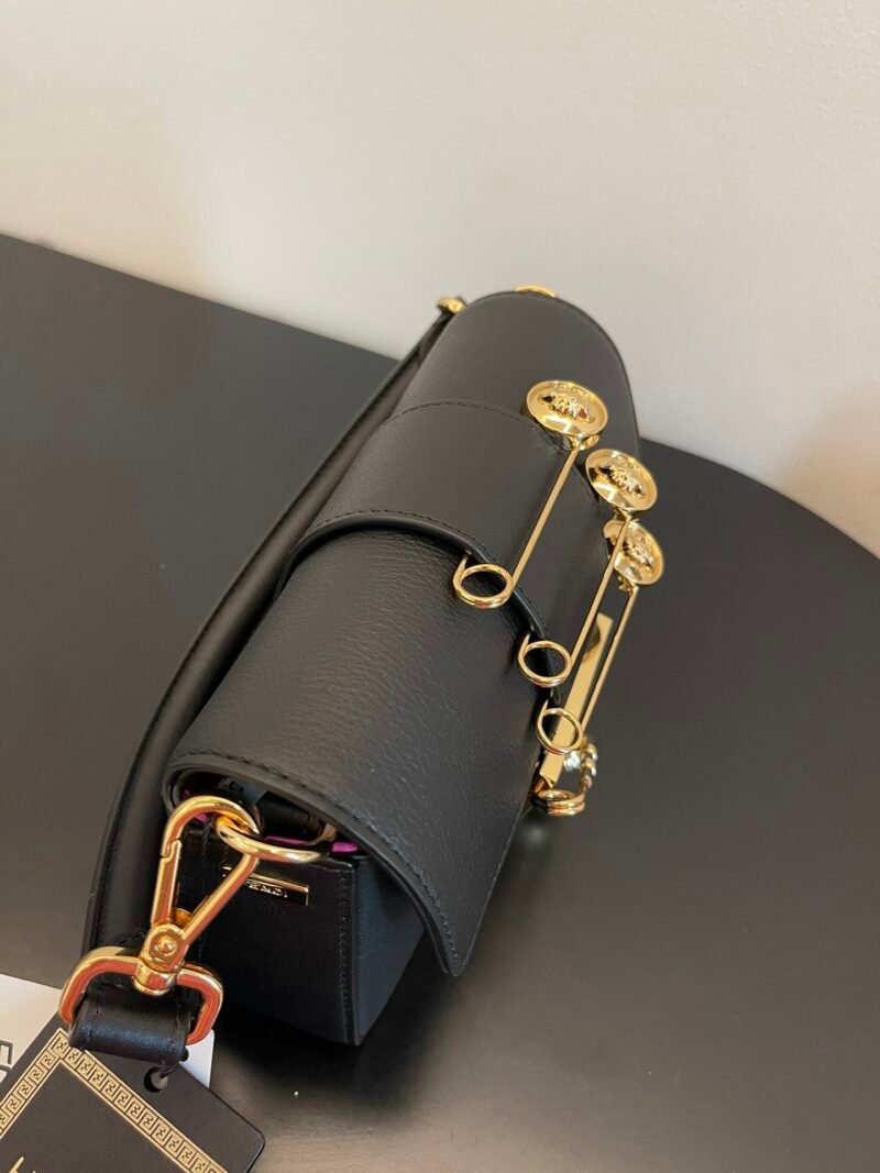 FendI Small Baguette Bag-20x15x9CM