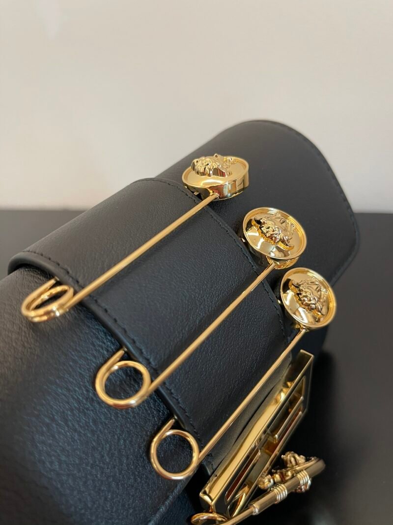 FendI Small Baguette Bag-20x15x9CM