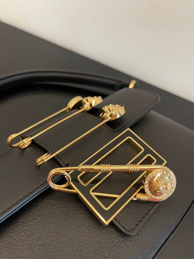 FendI Small Baguette Bag-20x15x9CM