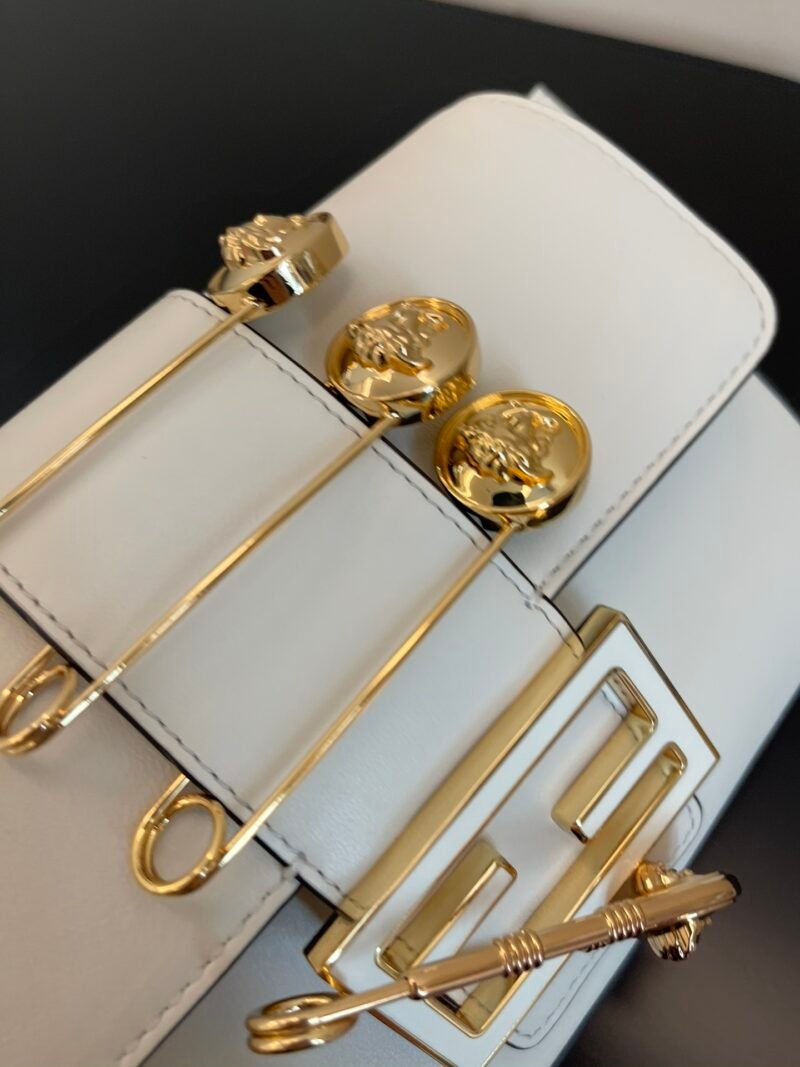 FendI Small Baguette Bag-20x15x9CM