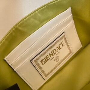 FendI Small Baguette Bag-20x15x9CM