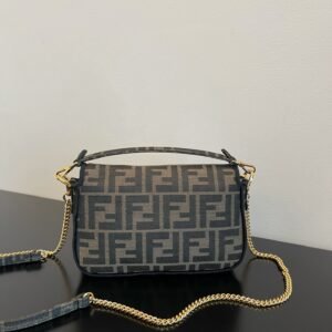 FendI Small Baguette Bag-20x15x9CM