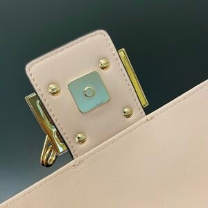 FendI Small Baguette Bag-20x15x9CM