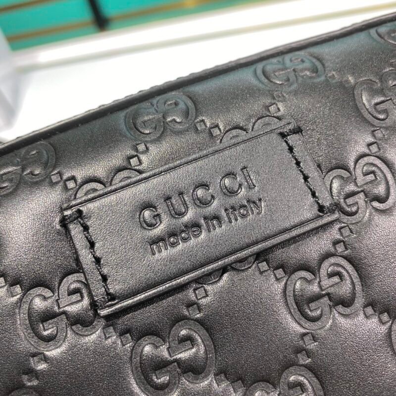 Gucci GG Embossed Crossbody Bag-24*14*7CM