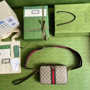 Gucci Vintage GG Supreme-24.5x 16x 4.5CM