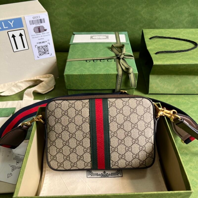 Gucci Vintage GG Supreme-24.5x 16x 4.5CM