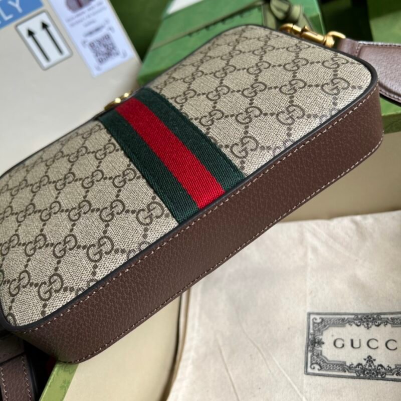 Gucci Vintage GG Supreme-24.5x 16x 4.5CM
