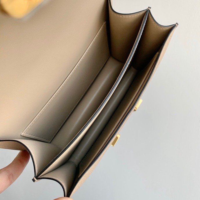 Hermes Constance Epsom Leather-19CM