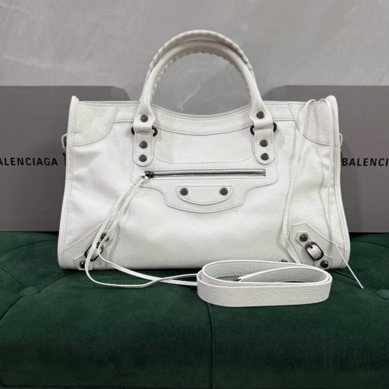 img_8045.jpg Balenciag Women’s Le City Bag in Optic White-38*24*14CM