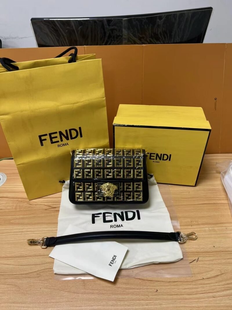 Fendi &Versace Chain Bag-20CM