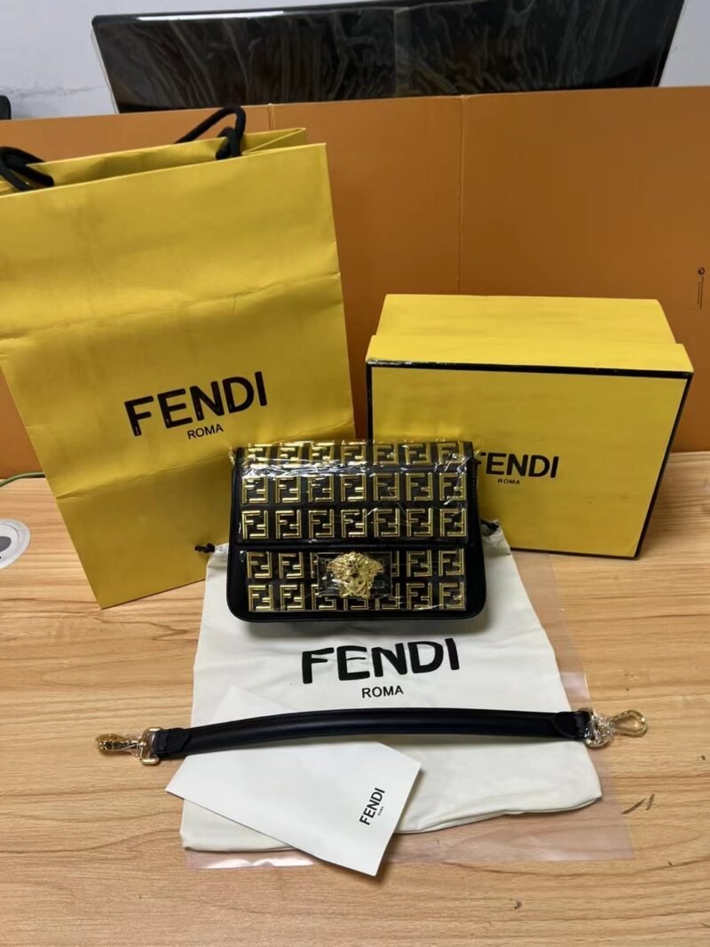 Fendi &Versace Chain Bag-20CM