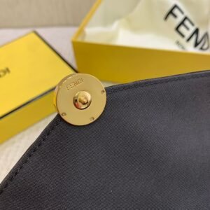 FendI Chian Bag-22x12x3CM