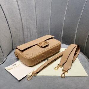 rer-054345ewrew_2_.jpg FendI Medium Baguette Bag-26x15x4CM