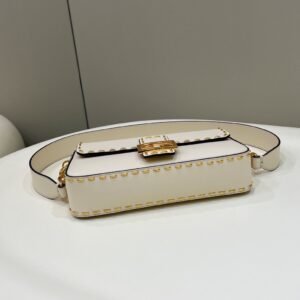 FendI Baguette Bag-26x14x4CM