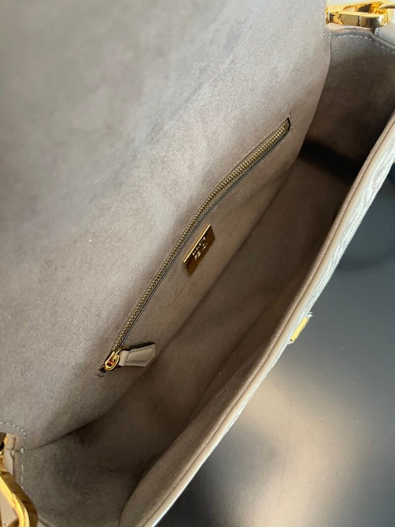 FendI Baguette Bag-26x14x4CM