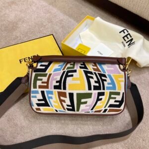 Fendi Medium Baguette Bag-26x15x4CM