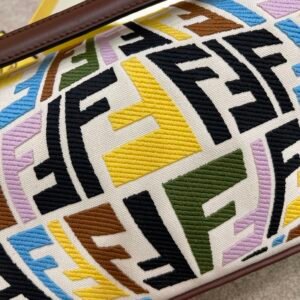 Fendi Medium Baguette Bag-26x15x4CM