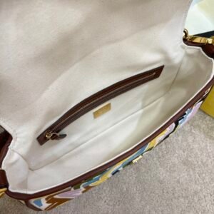 Fendi Medium Baguette Bag-26x15x4CM