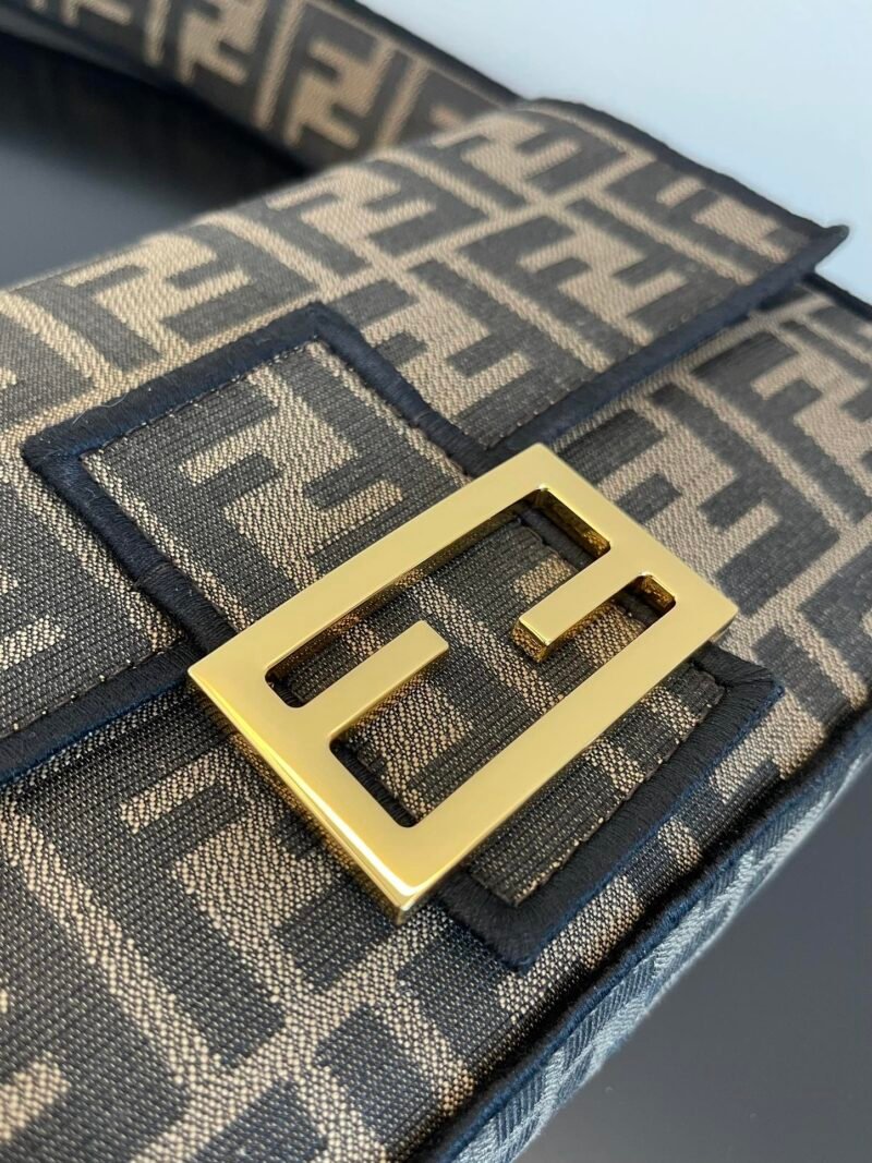 FendI Baguette Bag-26x14x4CM