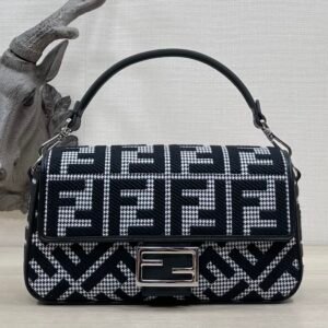 FendI Baguette Bag-27*15*11CM
